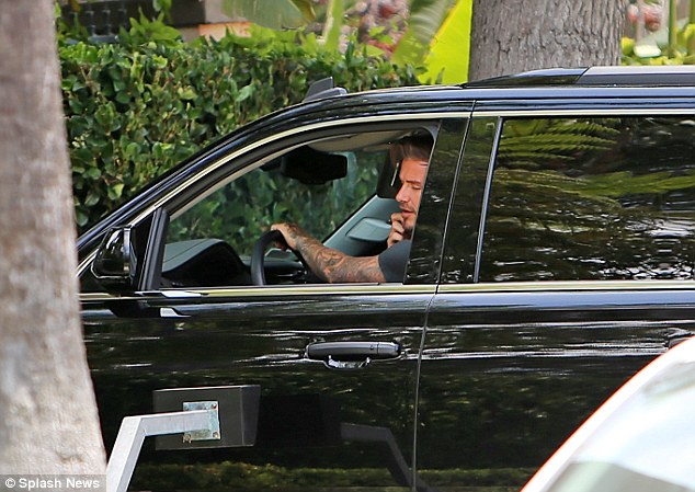 David Beckham dạo phố cùng Cadillac Escalade 2015 mới tậu - Ảnh 1.