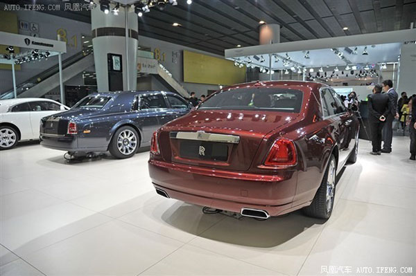 Gian hàng của Rolls-Royce