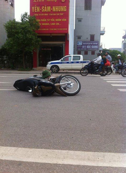 Hiện trường vụ tai nạn tại Bắc Giang (Ảnh: Giang/Otofun).
