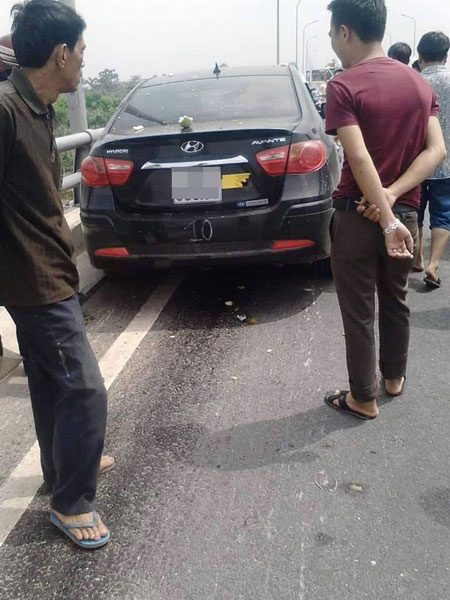 Chiếc Hyundai Avante gây tai nạn. Ảnh: Trieu Tung/Otofun
