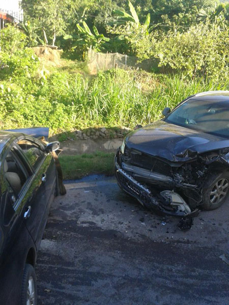 Audi Q5 cũng bị hư hỏng đáng kể sau vụ tai nạn. Ảnh: Luc Duong/Otofun