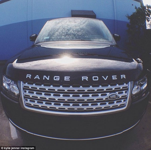 ... và Range Rover của Kylie.