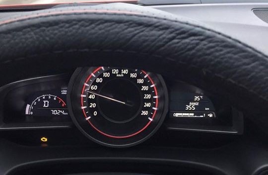 Đèn check engine sáng vàng trên xe Mazda3 của anh Tiến Nguyễn