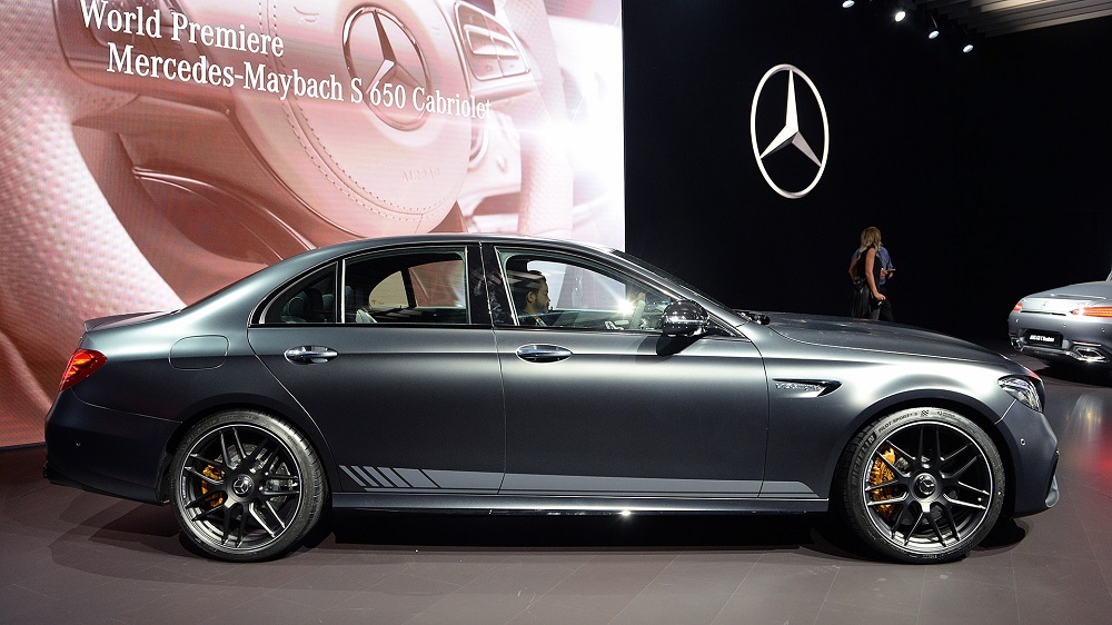 Mercedes chỉ sản xuất 999 xe AMG E63 S để kỷ niệm động cơ V8 giá không  dưới 6 tỉ đồng  CafeAutoVn