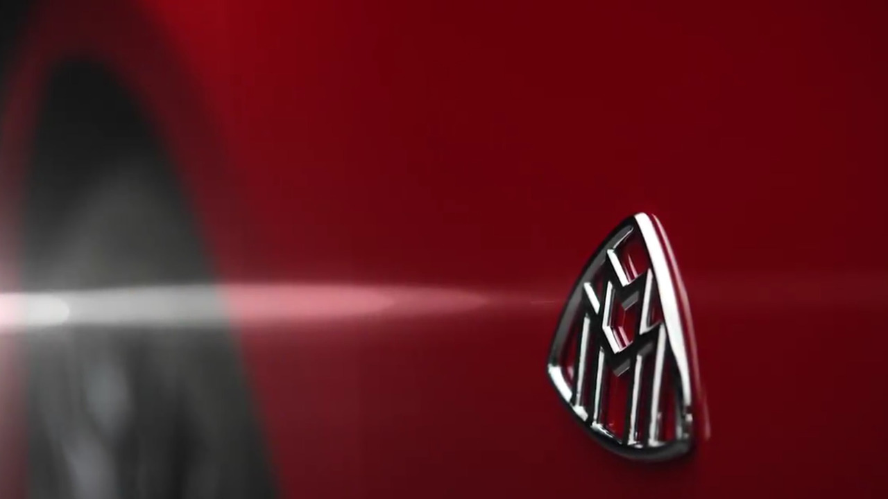  Logo Maybach b&ecirc;n sườn 
