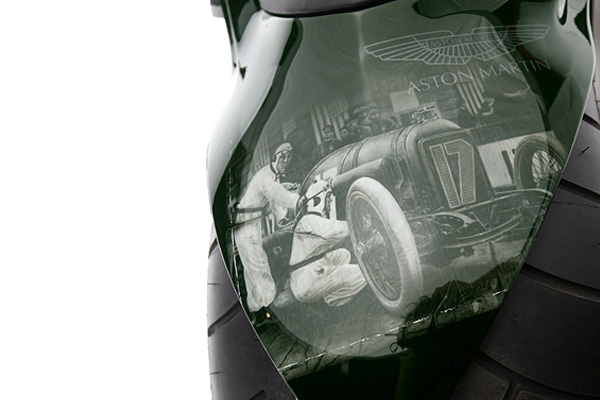 Aston Martin Hommage Custom Wolf – Tiếng gọi nơi hoang dã 10