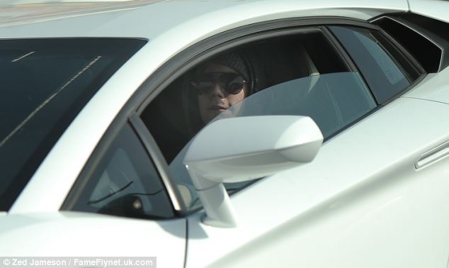 Justin Bieber bị Cảnh sát Dubai tóm vì lái siêu xe quá tốc độ 4