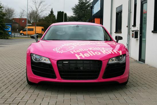 Audi R8 V10 Hello Kitty: Siêu xe màu hồng 1