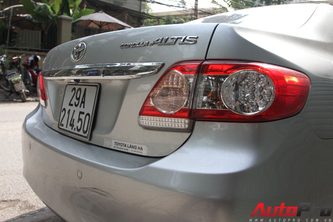 Minju bán xe Sedan TOYOTA Altis 2010 màu Đen giá 430 triệu ở Hà Nội