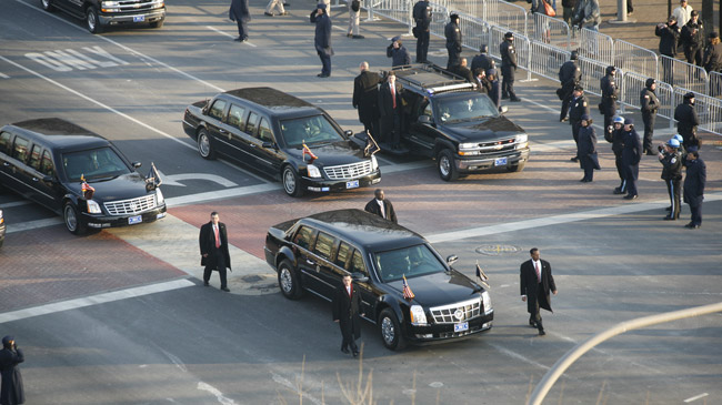 Cùng nhìn lại chiếc Limousine gắn bó 4 năm với tổng thống Obama 5