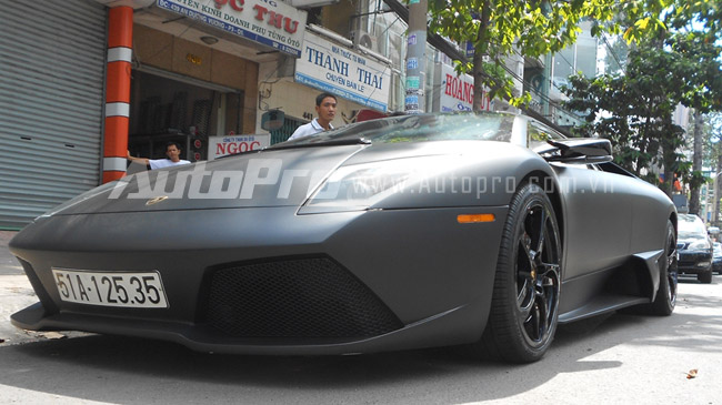 Chiếc Lamborghini Murciélago LP640 đầu tiên ở Việt Nam nằm dài chờ bán 4
