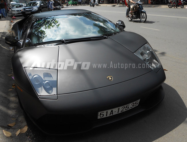 Chiếc Lamborghini Murciélago LP640 đầu tiên ở Việt Nam nằm dài chờ bán 9