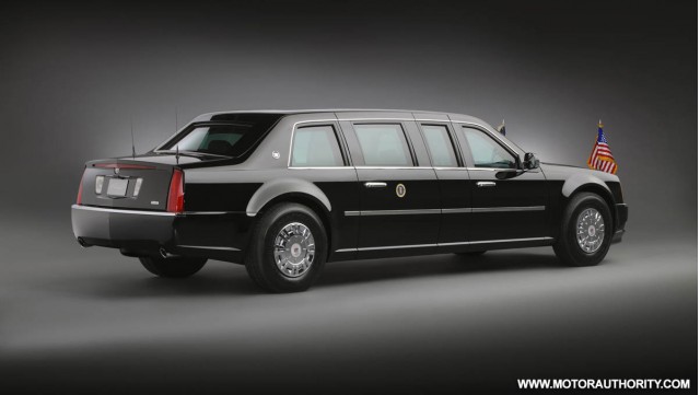 Cùng nhìn lại chiếc Limousine gắn bó 4 năm với tổng thống Obama 4