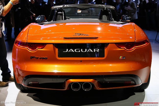 Jaguar F-Type đạt giải thiết kế của năm 2013 8