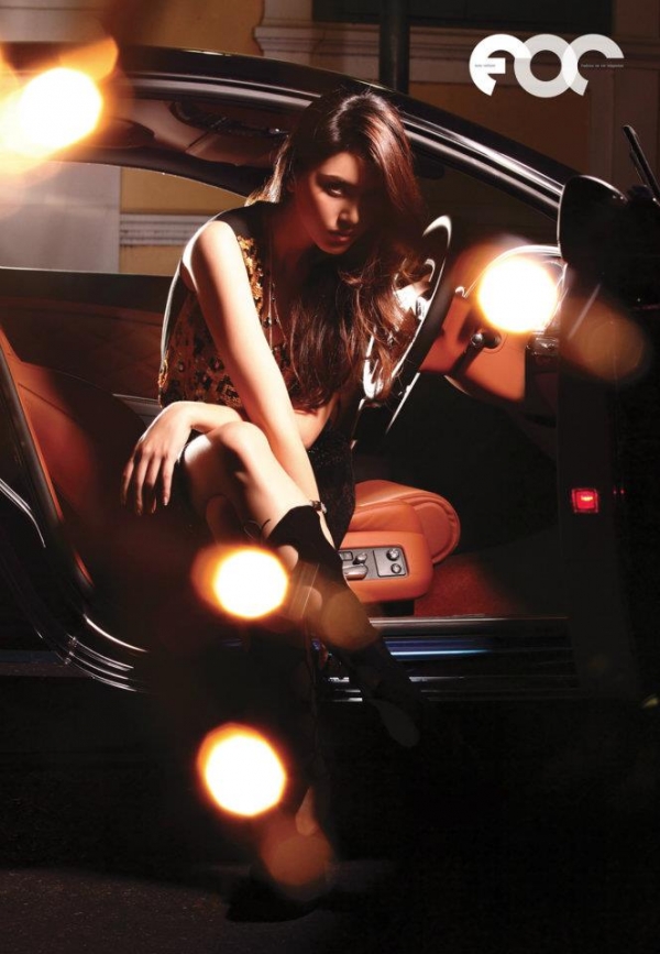 Ma nữ "Tình người duyên ma" cực duyên dáng bên Bentley 15 Ma nữ "Tình người duyên ma" cực duyên dáng bên Bentley 15