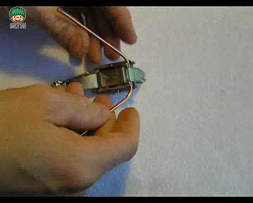 Từ A-Z để biến đồng hồ cũ thành xe máy mô hình cực chất 15 Từ A-Z để biến đồng hồ cũ thành xe máy mô hình cực chất 15