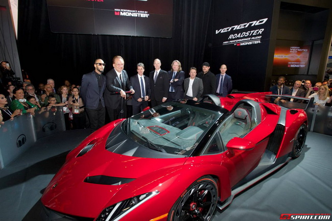 Mượn siêu xe đắt nhất thế giới để khoe loa tại CES 2014 3