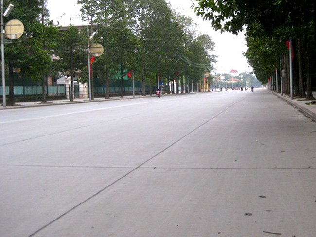 Đường phố Hà Nội vắng lặng vào dịp Tết Dương lịch 5