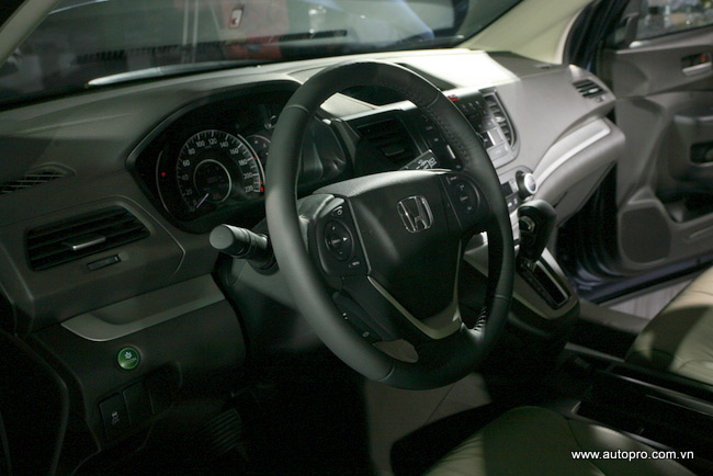 Honda Việt Nam đã có hơn 300 đơn đặt hàng CR-V 2013 trong ngày ra mắt 7