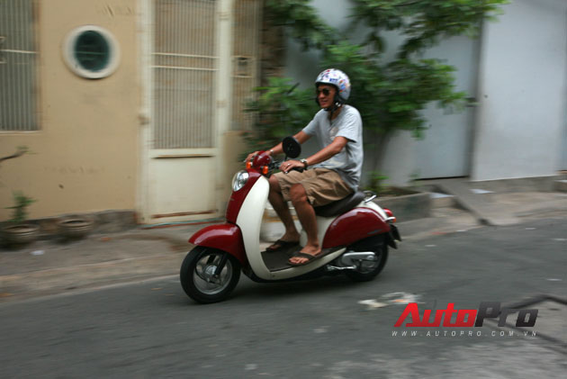 Honda Crea Scoopy 50cc: Scooter lý tưởng trong phố 8
