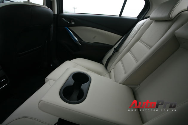 Thử lái Mazda6 2014: Khi Mazda "chiếu tướng" Toyota Camry 5
