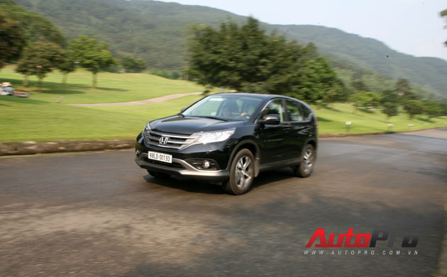Honda CR-V 2013: Hướng vào tiện ích lái 3