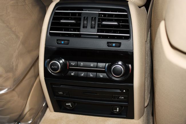 BMW Series 7 2013: Xe sang cũng tiết kiệm nhiên liệu 2