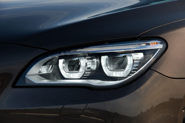 BMW Series 7 2013: Xe sang cũng tiết kiệm nhiên liệu 1