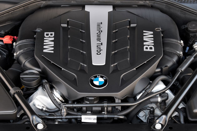 BMW Series 7 2013: Xe sang cũng tiết kiệm nhiên liệu 4 BMW Series 7 2013: Xe sang cũng tiết kiệm nhiên liệu 4