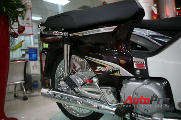 Xe máy Super Dream Việt vang bóng một thời Huyền thoại những năm 90 thế kỷ  trước