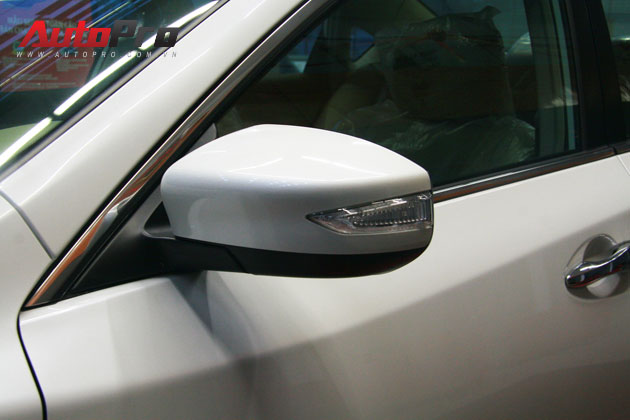Nissan Teana 2013 màu trắng đầu tiên xuất hiện với giá 1,4 tỷ đồng 3