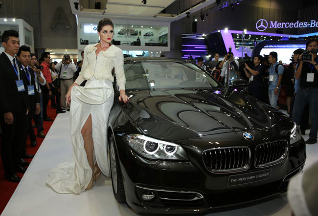 VMS 2013: BMW công bố giá của bộ ba xe mới tại Việt Nam 1