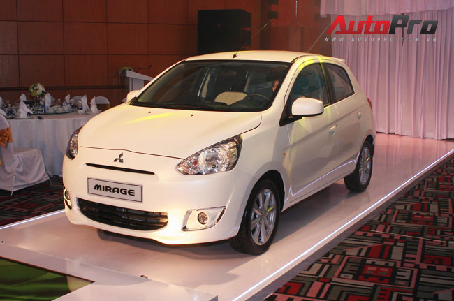 Đã có hơn 100 khách hàng Việt đặt mua Mitsubishi Mirage 2