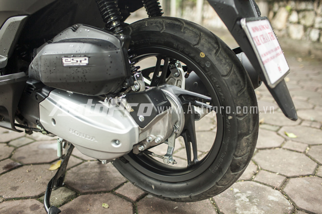 Honda PCX 125cc 2014: Lối đi nào cho dòng Scooter Touring tại Việt Nam 21