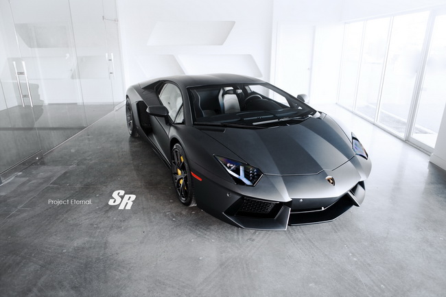 SR Auto công bố siêu xe Aventador LP700-4 độ màu đen mờ 1