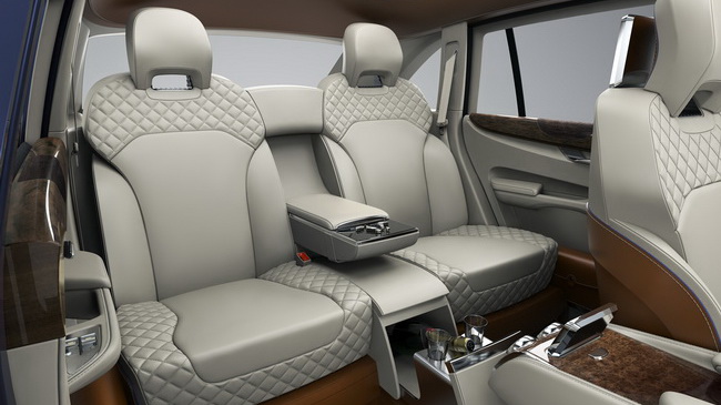 SUV siêu sang của Bentley có thể đổi tên thành Falcon 11