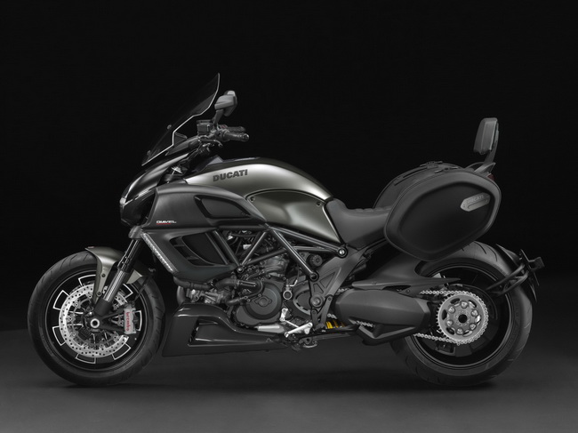 Ducati Diavel Strada 2013 – Lựa chọn cho người thích di chuyển 3