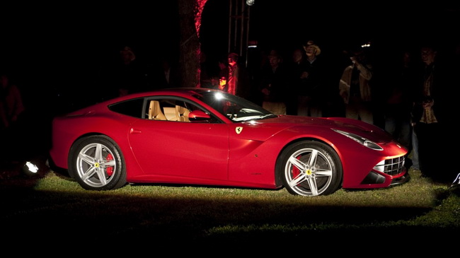 Ferrari F12 Berlinetta đầu tiên đến Mỹ với giá 1,125 triệu USD 3