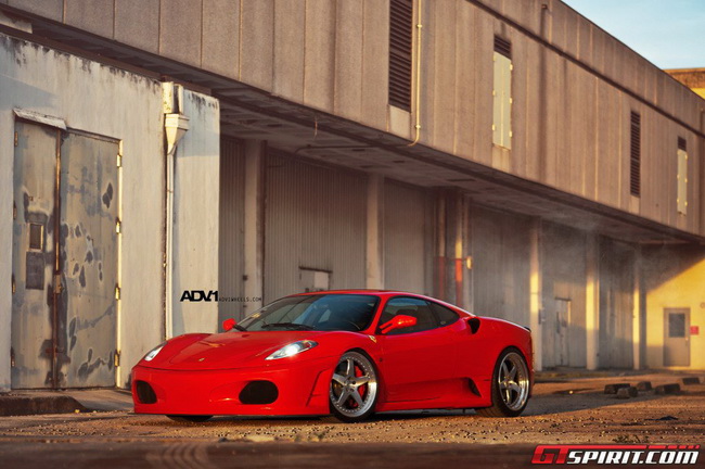 L&agrave;m mới si&ecirc;u xe Ferrari F430 với bộ la-zăng ADV.1 4