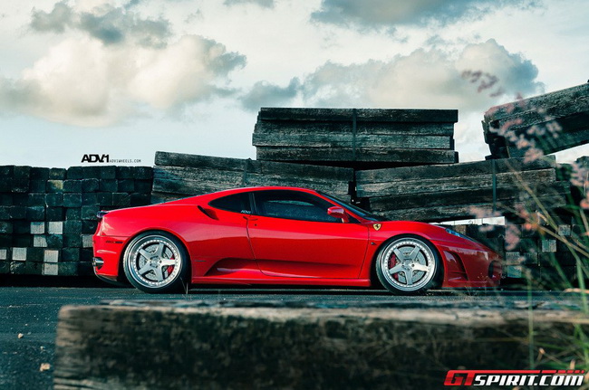 L&agrave;m mới si&ecirc;u xe Ferrari F430 với bộ la-zăng ADV.1 10