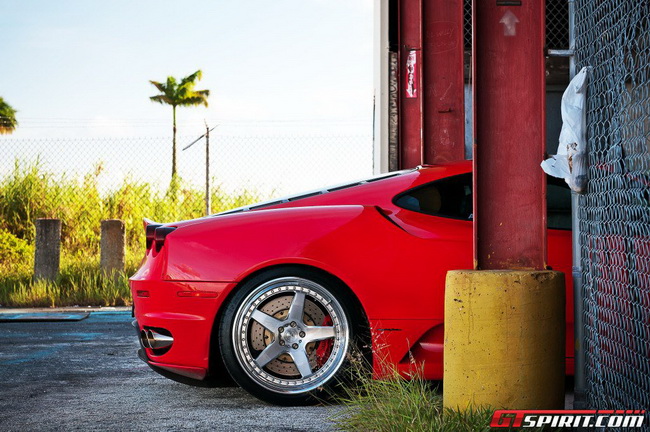 L&agrave;m mới si&ecirc;u xe Ferrari F430 với bộ la-zăng ADV.1 15
