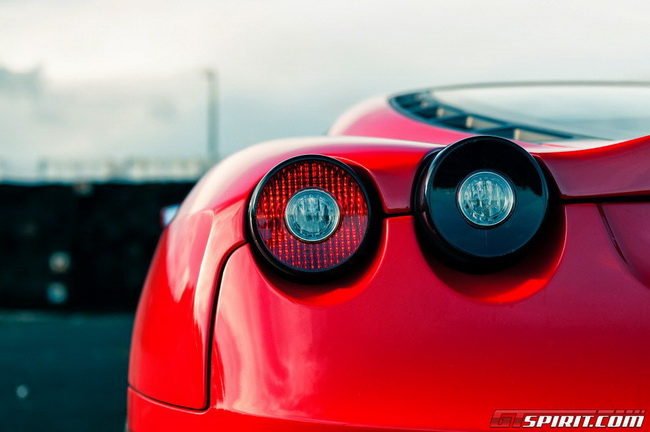 L&agrave;m mới si&ecirc;u xe Ferrari F430 với bộ la-zăng ADV.1 17