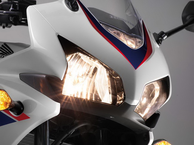 Đã có giá bán Honda CBR500R 2013 14