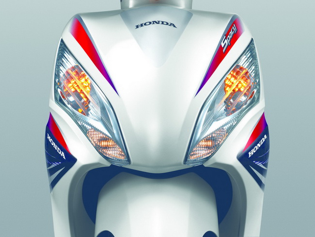 Honda Spacy 110 2013 chính thức ra mắt tại Malaysia 17