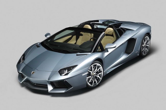 Aventador LP 700-4 Roadster đến Mỹ với giá 445.300 USD 3