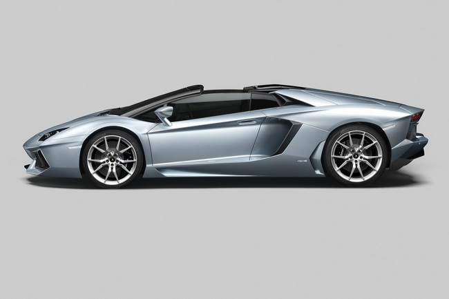 Aventador LP 700-4 Roadster đến Mỹ với giá 445.300 USD 5