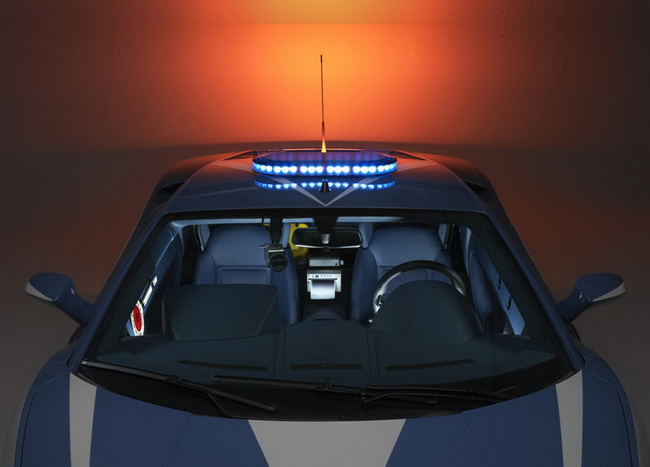Video: Xem siêu xe Gallardo LP560-4 của cảnh sát Ý biểu diễn 6