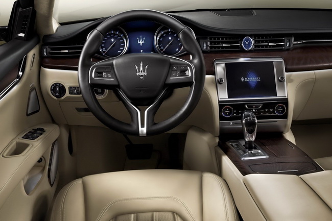 Video: Vẻ đẹp tinh tế của Maserati Quattroporte 5