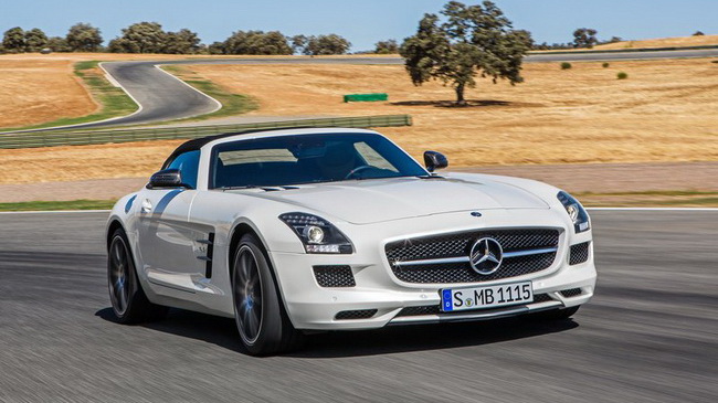 Công bố giá Mercedes-Benz SLS AMG GT 2013 tại Mỹ 8