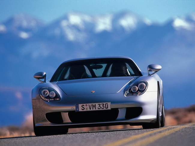 Porsche Carrera GT: Vẫn luôn là siêu xe tuyệt vời 4